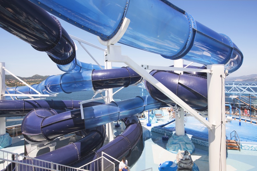 MSC Cruises MSC Meraviglia Polar Aquapark 2.jpg